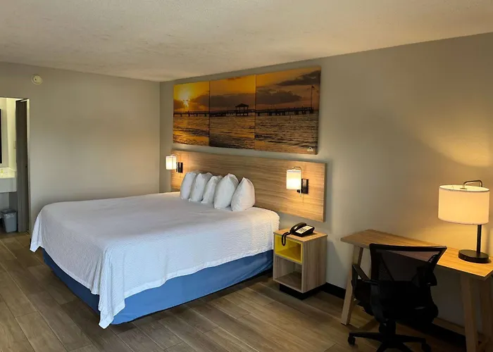 Days Inn By Wyndham Crystal River